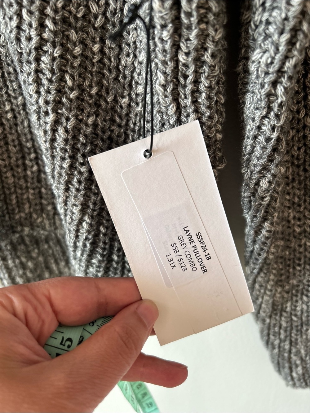 STITCHES + STRIPES V-Neck Cropped Knit Sweater Gray Size S NWT Chunky Soft - Picture 5 of 9